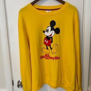 Women’s Walt Disney World Mickey Mouse Crewneck